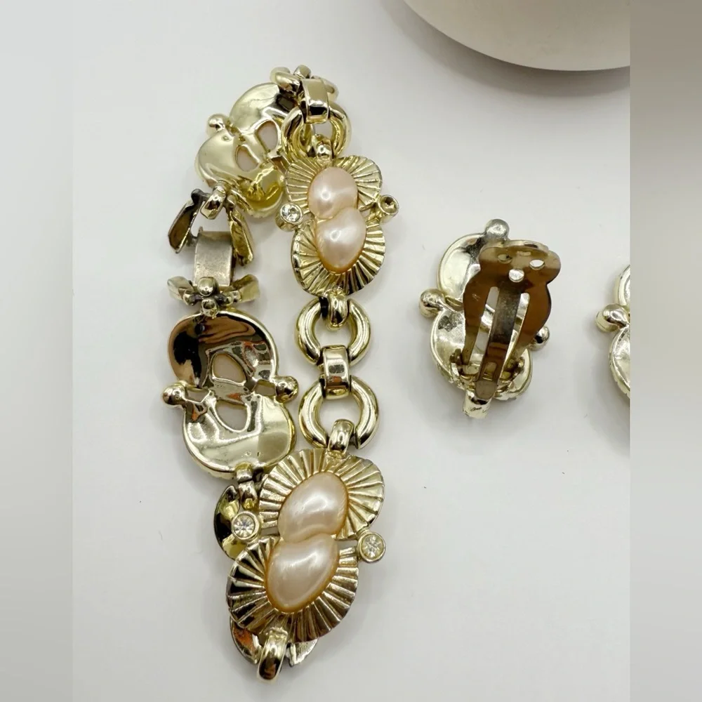 Vintage Faux Pearl Bracelet & Clip-On Earrings Set | Gold Sunburst